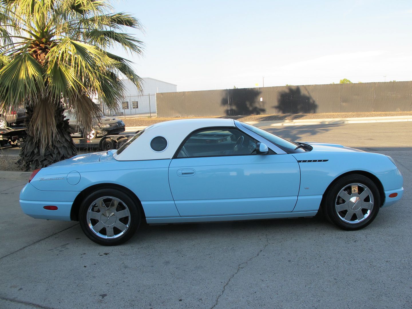 Sell used 2003 Ford Thunderbird T Bird damaged wrecked rebuildable